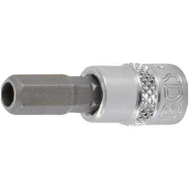 Antgalis įpresuotas į galvutę (1/4") hex šešiakampis su skyle 7mm. Antgalis įpresuotas į galvutę (1/4") hex šešiakampis su skyle 7mm.