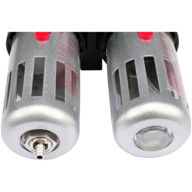 Drėgmės surinkėjas, reguliatorius su manometru ir tepaline 1/2" 4 Drėgmės surinkėjas, reguliatorius su manometru ir tepaline 1/2" 4