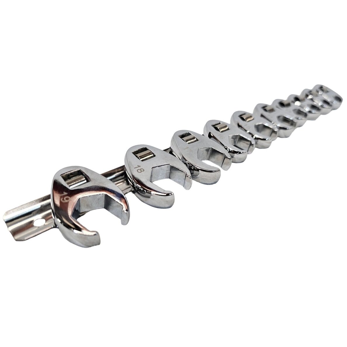 Šoninių raktų rinkinys 10 mm (3/8") 10 - 19 mm. 10 vnt. Šoninių raktų rinkinys 10 mm (3/8") 10 - 19 mm. 10 vnt.