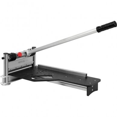 Staklės/giljotina grindų laminatui 230mm. Staklės/giljotina grindų laminatui 230mm.